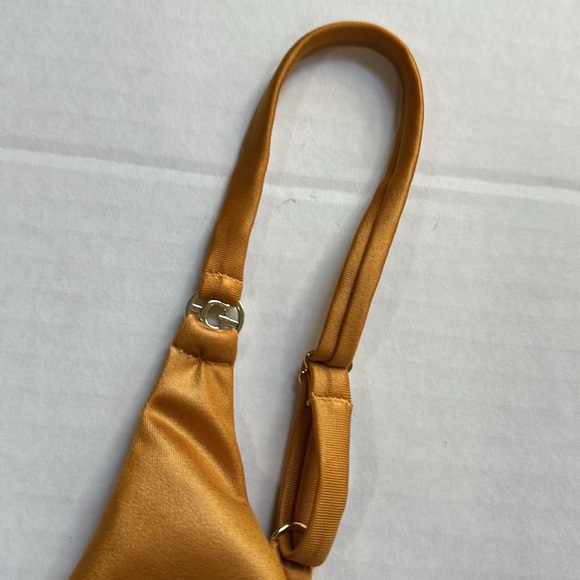 New GUESS Elegant Yellow One-Piece Swimsuit - Picture 7 of 9